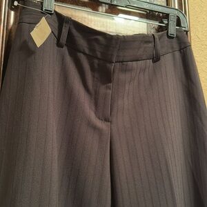 NWT Worthington Curvy Fit Dress Pants. Size 4. Rich black pinstripe. 31.5 inseam